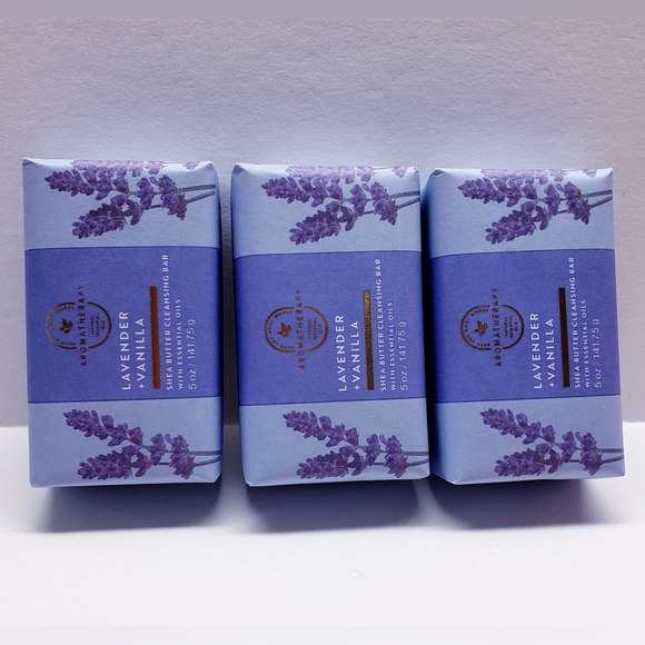 Bath & Body Works LAVENDER VANILLA Shea Butter Cleansing Bar Soap, 5 oz (3 pack) - Picture 3 of 4